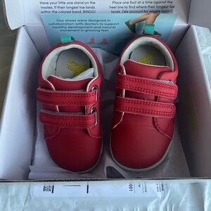 NIB Ten Little Shoes Size 7